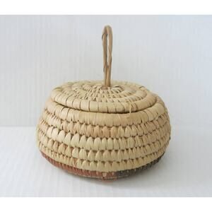 AFRICAN Hand Woven Hanging Basket Grass Tribal Ethnic Lid and Loop Nigeria Tans